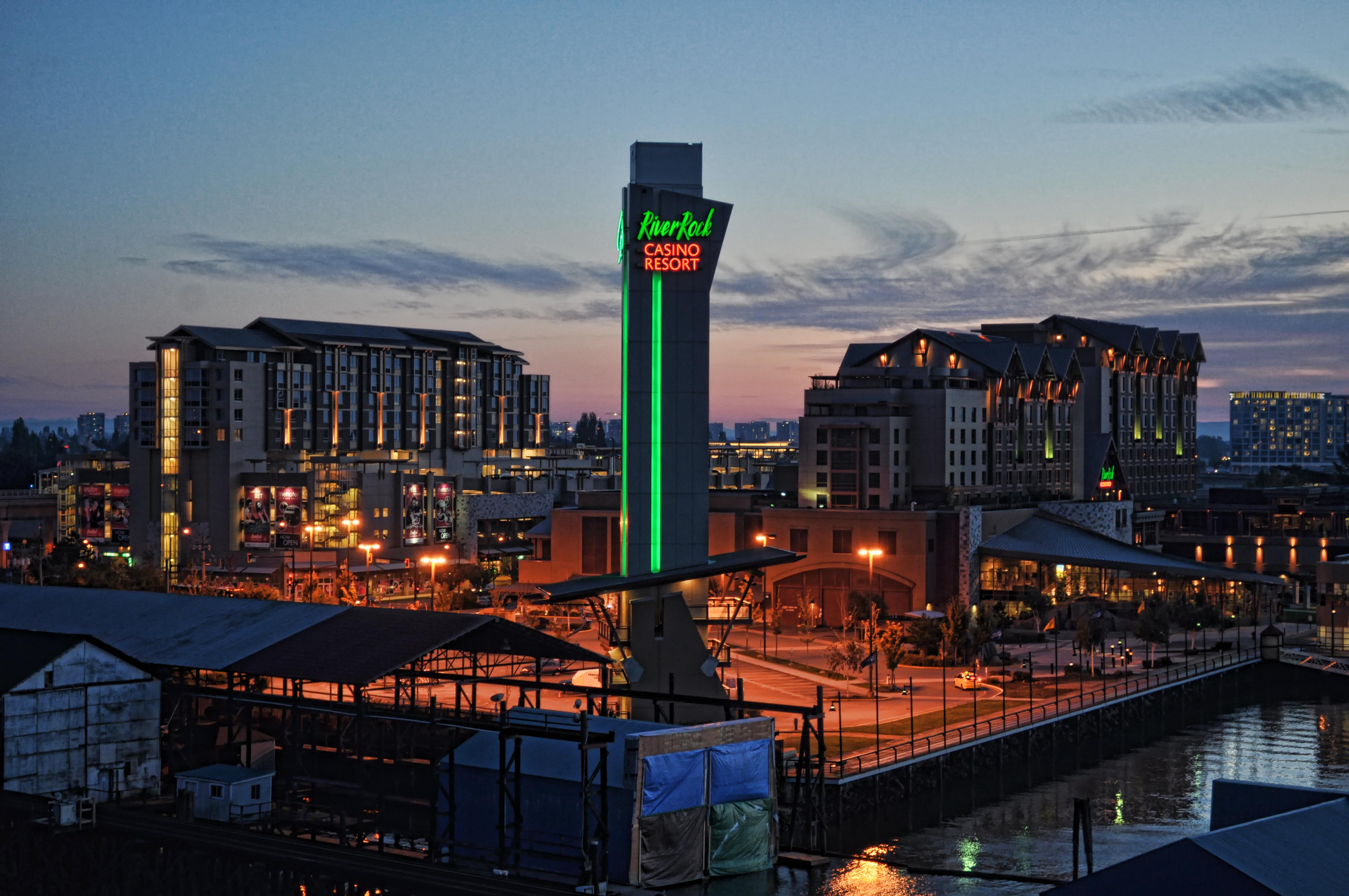 River Rock Casino Hotel Richmond Extérieur photo